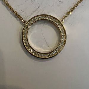 Beautiful circle necklace